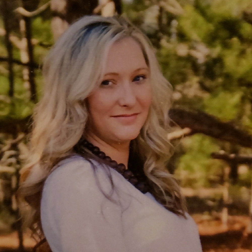 Meet your Posher, Crystal